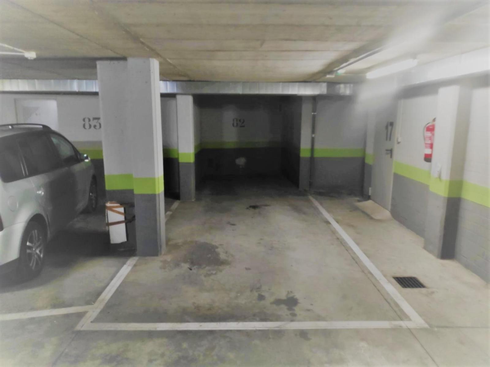 El Mirador Del Pilar - Parking Y Vistas A La Basilica Apartman Zaragoza Kültér fotó